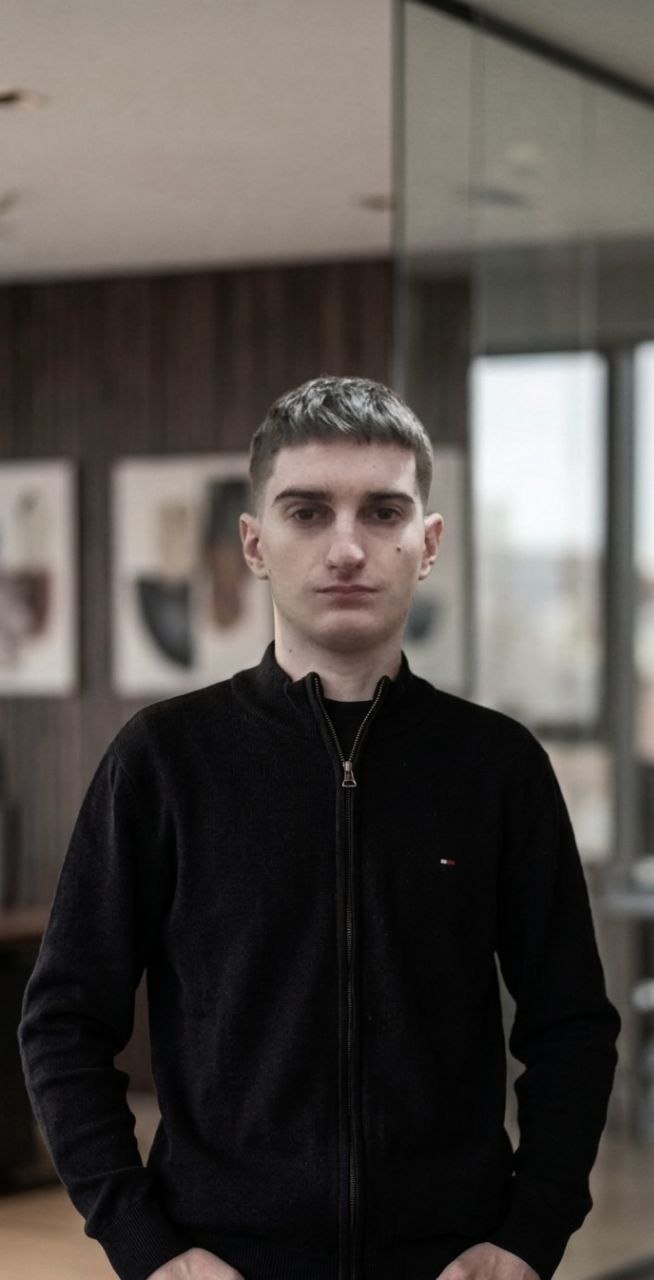 Евгений Евгений